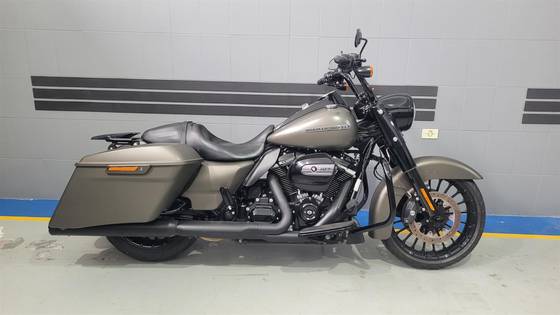 HARLEY-DAVIDSON ROAD KING SPECIAL HARLEY-DAVIDSON ROAD KING SPECIAL